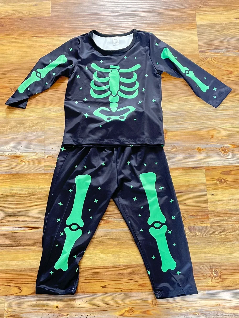 Skeleton Costume Set NIP Kids Glow In Dark on front and back 100% Polyester 3-4T